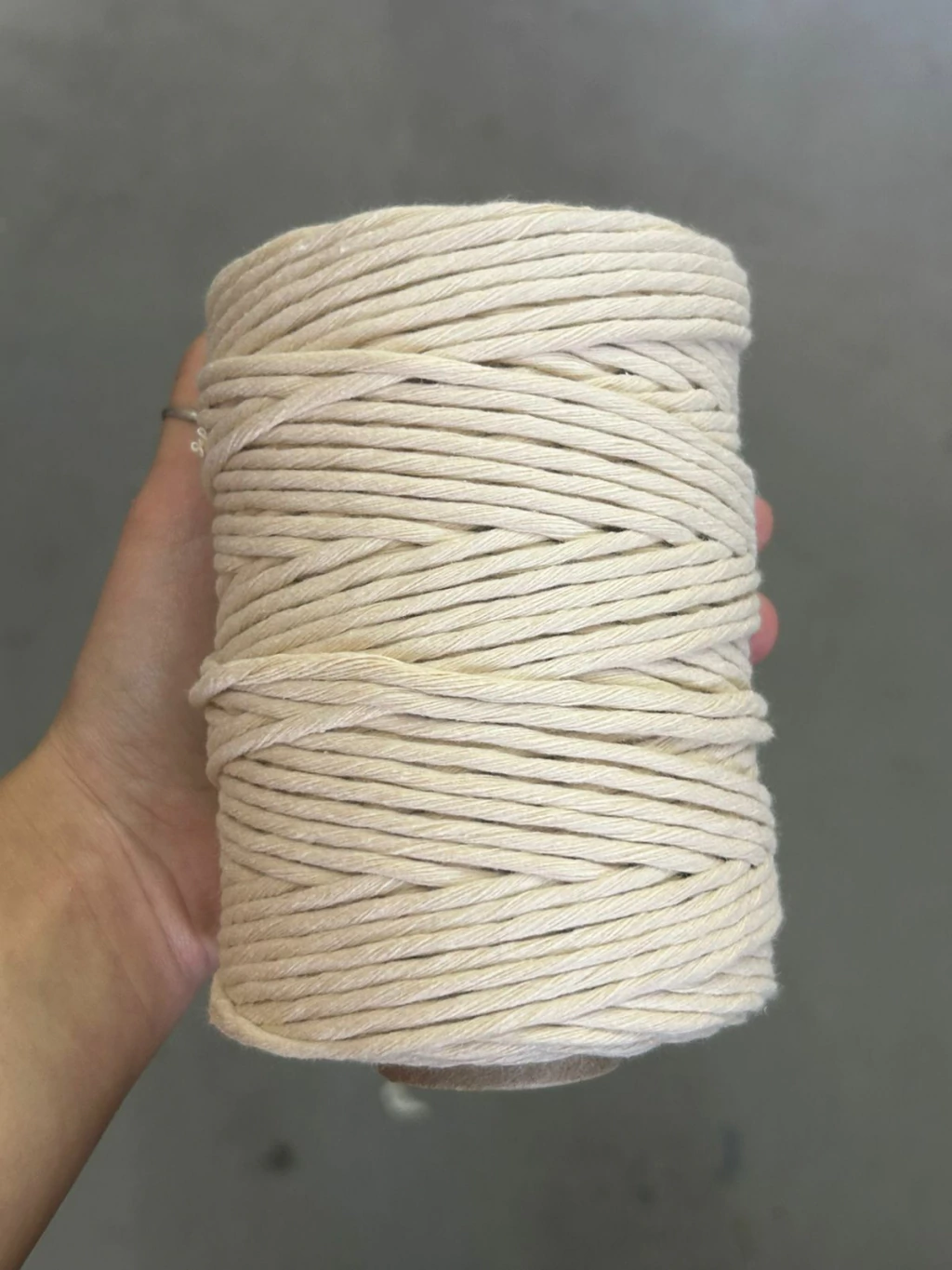 Rosado Hilo Macrame (40 hebras - 135mts)