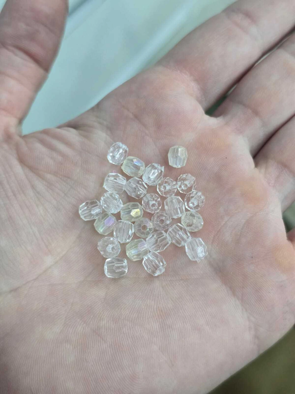Cuentas facetadas 5mm Transl. Tornasolado x100g≈