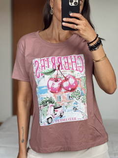 Remera Cherry en internet