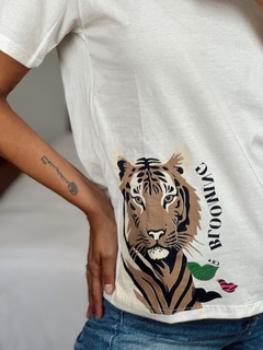 Remera Selva