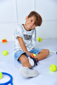 T-shirt Beach 1263552 Cinza.