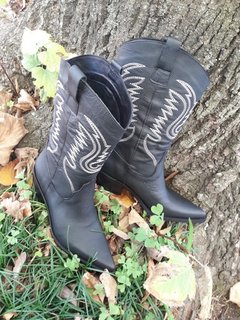 Botas Texanas Mujer Cuero Bordadas Quica Cardales en internet