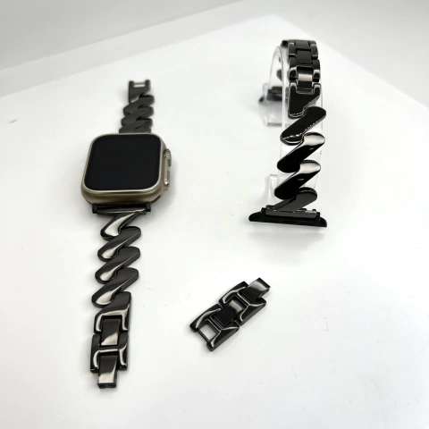 Pulseira Moon Preta - Edição Limitada