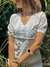 Camisola Premium Broderie Calada Cuello 'V' - tienda online