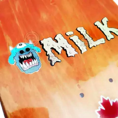 Shape maple canadense - Milk skateboards 8.25" - Ratones Wings brown orange na internet
