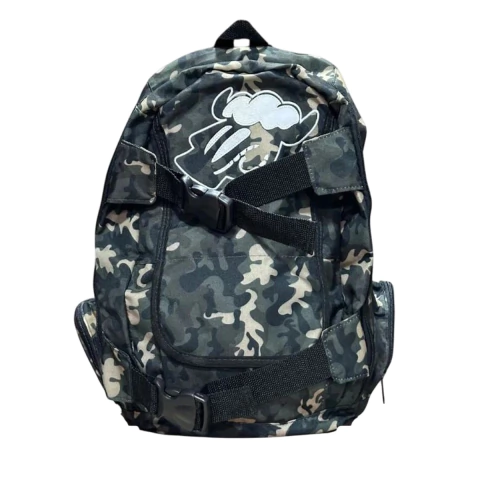 Mochila com skate bag Black Sheep camuflada cinza - comprar online