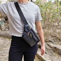 Riñonera cuatro bolsillos BLACK ECOCUERO - comprar online