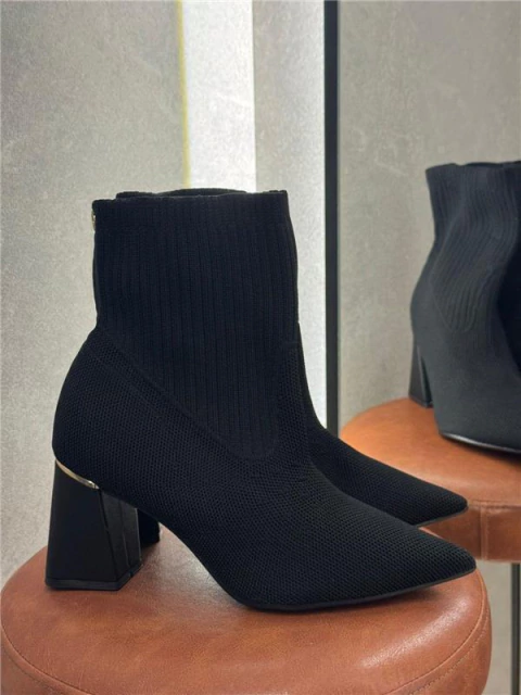 BOTA KNIT FEMININA BEBECÊ PRETA BICO FINO SALTO ALTO GROSSO 8CM ELEGANTE MODERNA
