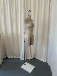 TORSO FIBRA COLGANTE BASE BOSTON CAÑO CROMO en internet