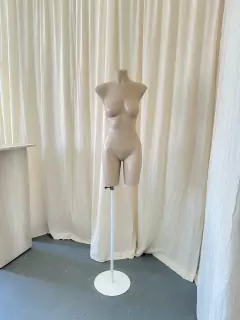 TORSO FIBRA BASE PLATO BLANCA en internet