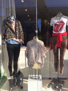 Maniquies para TCG en internet