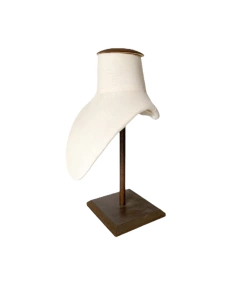 PECHERA CON BASE DE MADERA CUADRADA WENGUE - Maniquies Argentina