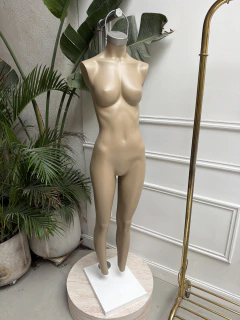 MANIQUI COLGANTE DAMA BASE BOSTON GALVANIZADO - Maniquies Argentina