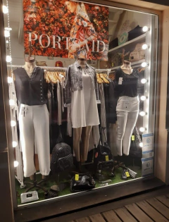 Maniquies colgantes para Be Positive