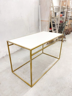 MESA DORADA GRANDE en internet