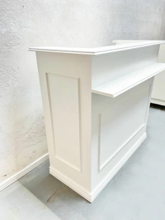 MOSTRADOR BERLIN CON ESTANTE - Maniquies Argentina