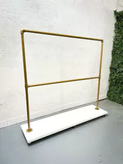 PERCHERO SOHO SIMPLE CON DOBLE BARRAL en internet