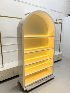 ESTANTERIA CON LUZ LED