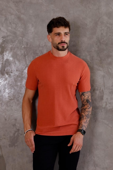 Camiseta masculina texturizada gola média