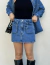 Saia jeans curta cargo nebulizada