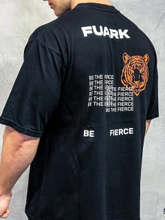 Remera Fuark Oversize Fierce Black