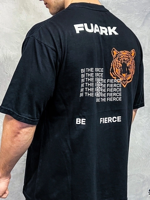 Remera Fuark Oversize Fierce Black