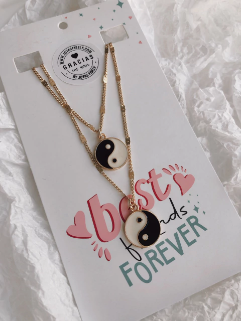 Set COLLARES YIN YAN DORADO