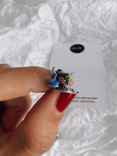 Charm SOMBRERO ALICIA EN EL PAÍS DE LAS MARAVILLAS