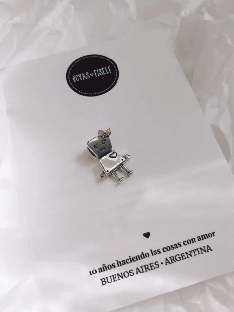 Charm MUÑEQUITA ROBOT