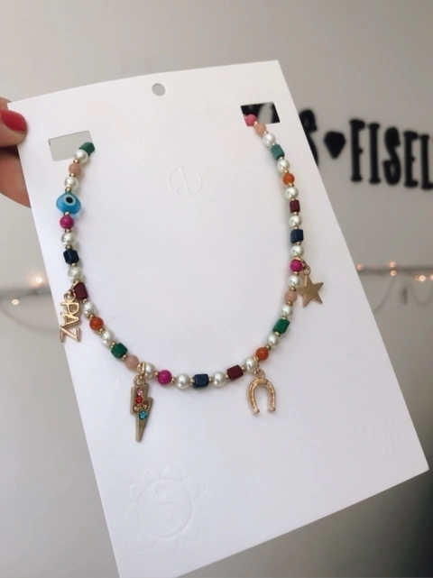 Collar FULL COLOR & AMULETOS DORADO