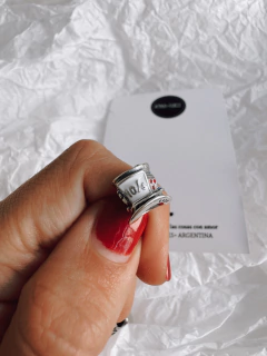 Charm SOMBRERO ALICIA EN EL PAÍS DE LAS MARAVILLAS - comprar online