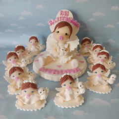 Combo 10 angelitos y adorno pila bautismo - Nubecitas