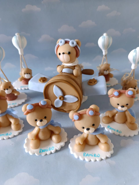 Combo Adorno torta y 10 souvenirs osito aviador 10 souvenir osito - comprar online