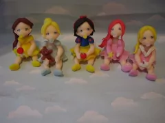 Souvenir Bautismo 20 Nena haditas Porcelana Fria - comprar online