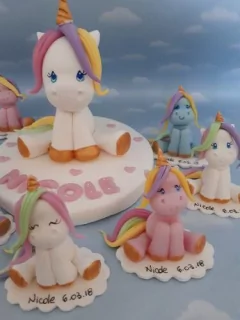 Imagen de Souvenirs 10 Unicornios Porcelana Fria