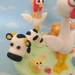 Adorno De Torta Granja De Zenon - Nubecitas