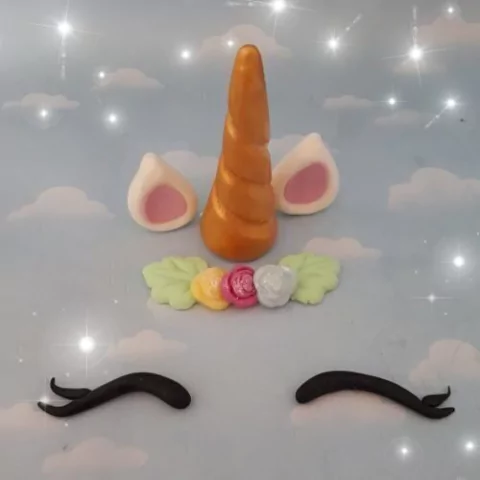 Cuerno Unicornio Torta Orejas Pestañas Porcelana Fría