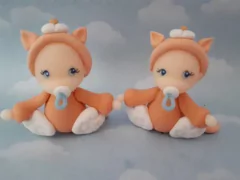 Combo 25 bebes disfrazados + Adorno Central - Nubecitas