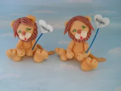 Souvenirs 10 Animales Leon Elefante Ositos Porcelana Fria en internet