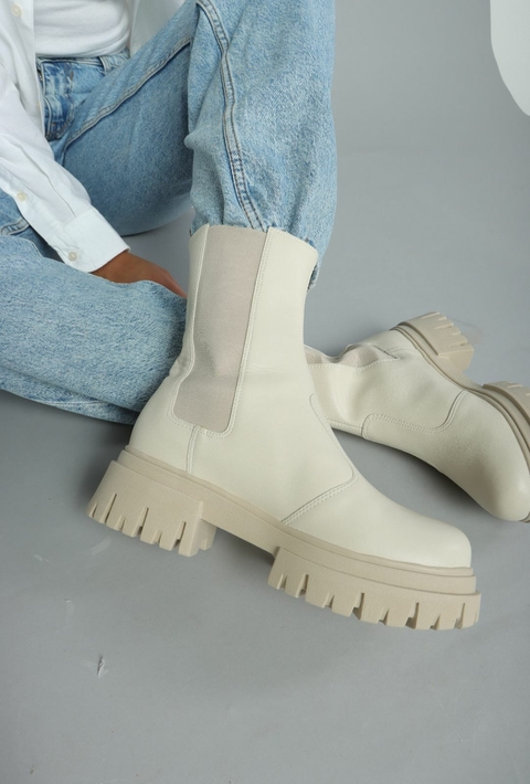 BOTA TRATORADA KIARA OFF-WHITE