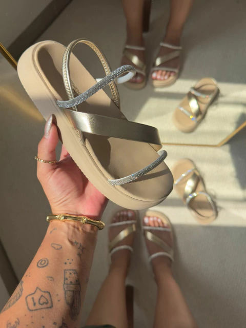 Flat Bella Ouro - comprar online