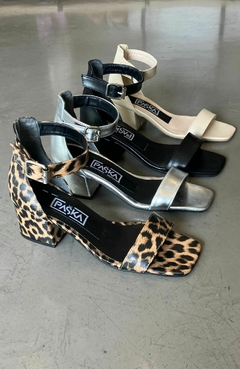 LILY Negro - PAŠKA store