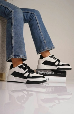 STRIDE Negro/Blanco - comprar online
