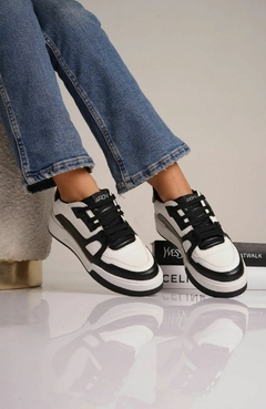STRIDE Negro/Blanco - comprar online