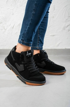 TOMPY Negro - comprar online
