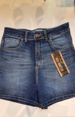 Short JULY Jean Eccomi Cua en internet