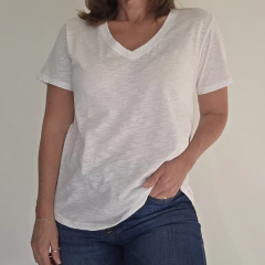 Remera BASICA Blanca - TIENDA BELLA CIAO