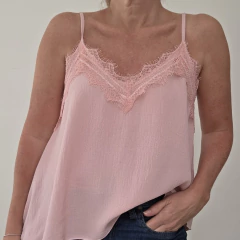 Musculosa Lencera MARGOT Crep - comprar online