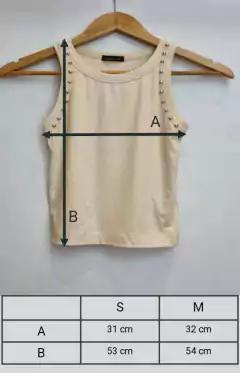 Musculosa MAITE Tachas Beige - comprar online