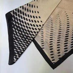 Pañuelo 70x70 ESTAMPADO - tienda online